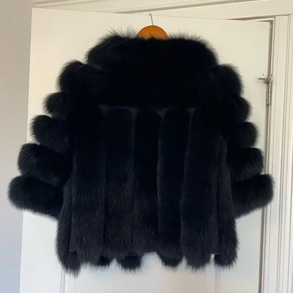 NEW 100% REAL FOX FUR BLACK COLOR JACKET